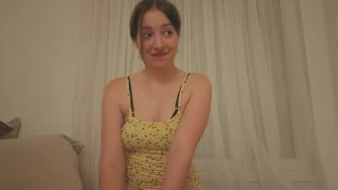 Snapshot of _annieone chatting on October 17, 8:57 pm Anna online show from October 17, 8:57 pm
