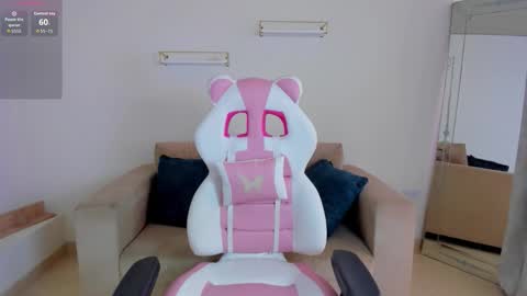    online show from March 26, 12:10 pm