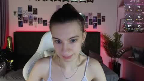 _ash_leyy_ online show from January 7, 1:32 am