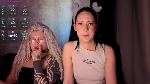 _blackpantherr_ online show from April 7, 7:32 am