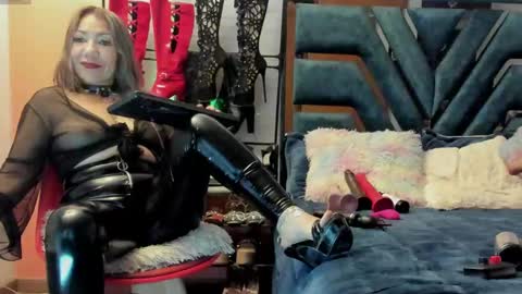 Brenda online show from March 4, 8:49 pm