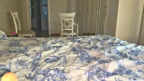 Stella online show from February 11, 5:55 am