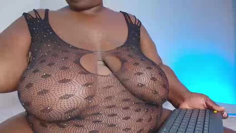 Caro. online show from February 26, 7:39 pm