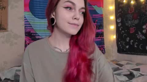 Snapshot of _caroline_coy chatting on March 4, 1:59 pm Caroline online show from March 4, 1:59 pm