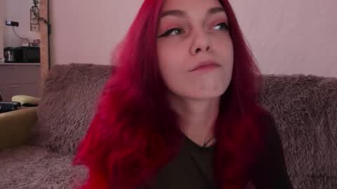 Snapshot of _caroline_coy chatting on September 13, 11:56 am Caroline online show from September 13, 11:56 am