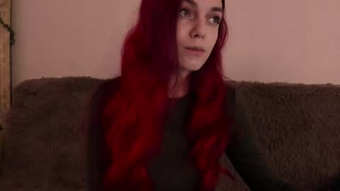 Snapshot of _caroline_coy chatting on October 12, 11:25 am Caroline online show from October 12, 11:25 am