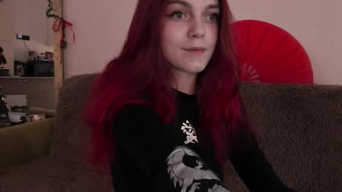 Snapshot of _caroline_coy chatting on September 20, 10:18 am Caroline online show from September 20, 10:18 am