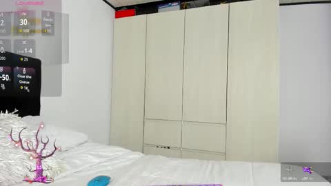 Bella  online show from November 4, 9:38 pm