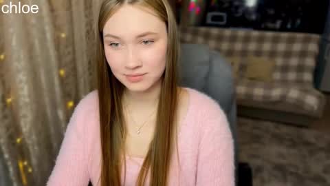 _chloe_miller_ online show from November 12, 3:14 pm