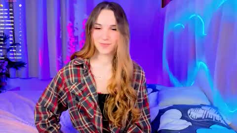 Cindy . online show from October 4, 9:01 pm