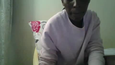 clara online show from November 16, 11:12 am