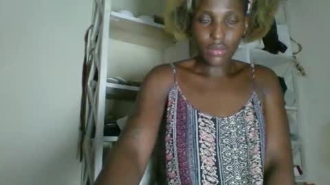 clara online show from April 4, 2:13 pm