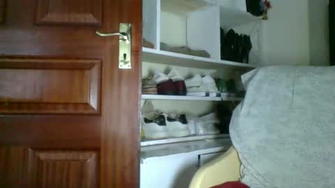 clara online show from March 22, 11:47 am