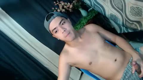 Russ online show from April 19, 12:22 am