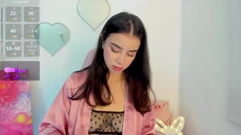 _cute_isabella_ online show from February 21, 3:45 am