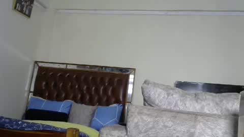 lily online show from December 31, 3:20 pm