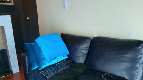 Snapshot of _dantfox_ chatting on October 14, 7:17 pm Dante online show from October 14, 7:17 pm