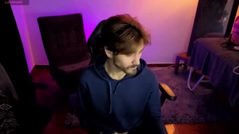 Snapshot of _delacruz911_ chatting on September 13, 12:57 am delacruz online show from September 13, 12:57 am