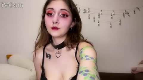 Kate online show from December 4, 3:26 pm