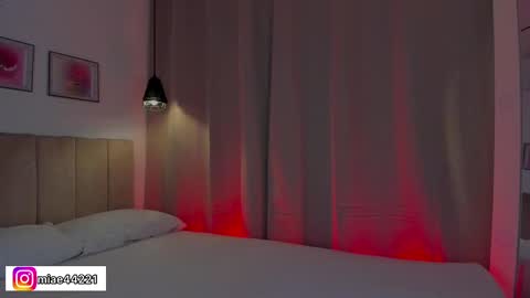 Emma and Tonny online show from September 17, 2:20 pm