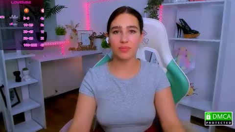 Lizzy  online show from November 25, 11:25 pm