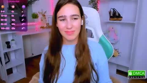 Lizzy  online show from November 17, 11:40 pm