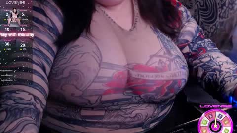Snapshot of _ellybelly_ chatting on October 9, 5:46 am LIsa online show from October 9, 5:46 am