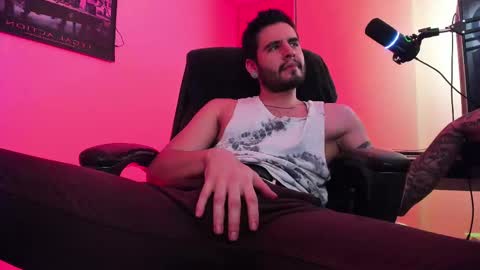 Snapshot of _elon_coxx_ chatting on February 23, 11:25 pm - online show from February 23, 11:25 pm