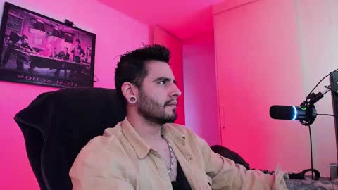 Snapshot of _elon_coxx_ chatting on February 17, 10:27 pm - online show from February 17, 10:27 pm