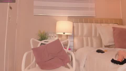 Hi Im Emily online show from January 7, 5:29 pm