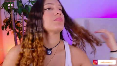 Emi online show from February 1, 1:24 am