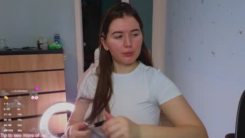 Snapshot of _enni__ chatting on January 23, 6:28 am Sam online show from January 23, 6:28 am