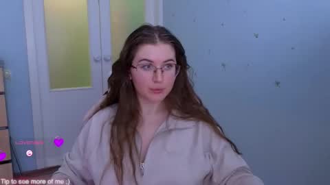 Snapshot of _enni__ chatting on February 24, 4:36 pm Sam online show from February 24, 4:36 pm