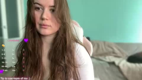 Snapshot of _enni__ chatting on September 11, 11:22 am Sam online show from September 11, 11:22 am