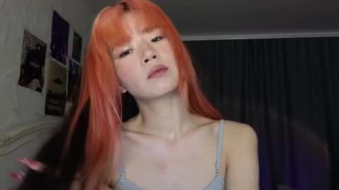 EveEva online show from March 8, 1:57 pm