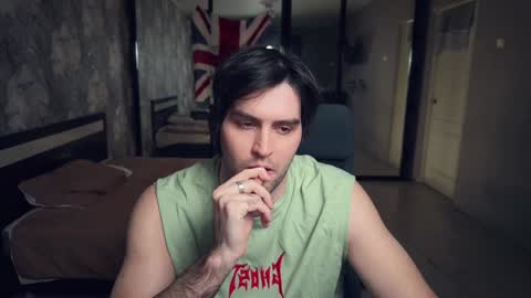 Keanu online show from December 17, 3:49 pm