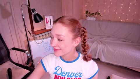 Snapshot of _fieryflash_ chatting on December 7, 2:52 pm Lola 3 online show from December 7, 2:52 pm