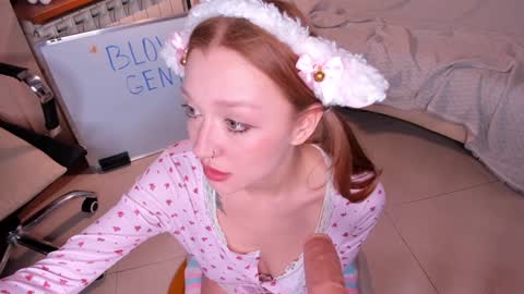 Snapshot of _fieryflash_ chatting on January 12, 5:54 pm Lola 3 online show from January 12, 5:54 pm