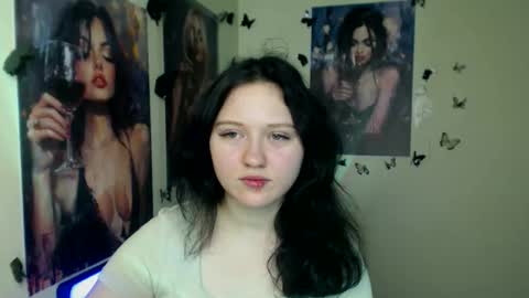 Alice online show from December 22, 7:20 pm