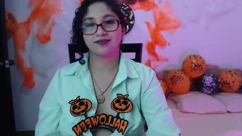 Snapshot of _gia_dior chatting on October 10, 3:01 am Gia Independent model online show from October 10, 3:01 am