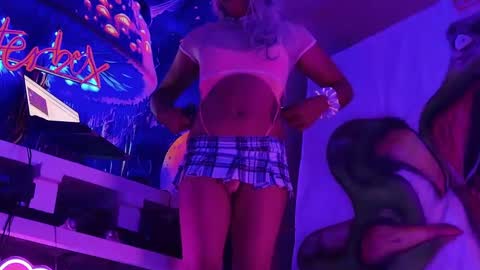 GlitterBox online show from January 24, 12:42 am