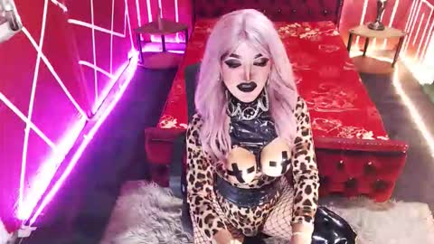 GoDDess  Chloe online show from October 6, 6:48 pm