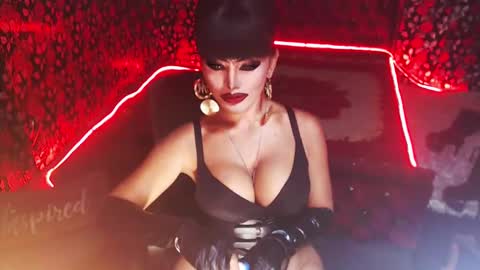 GoDDess  Chloe online show from January 6, 9:11 pm