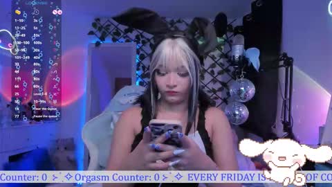 Snapshot of _heavenly_blue_ chatting on September 30, 12:21 am Bluey online show from September 30, 12:21 am