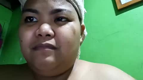 _hershey003 online show from October 27, 1:44 pm