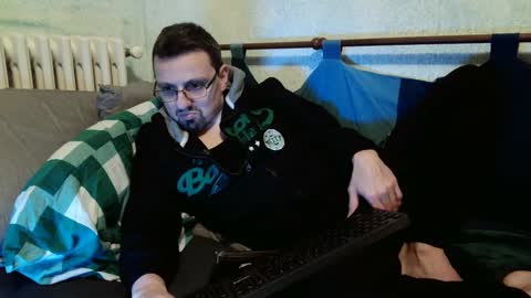 Manuel online show from February 4, 4:08 pm