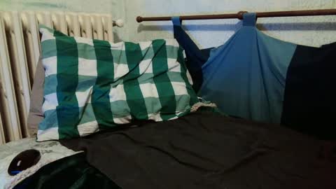 Manuel online show from December 4, 10:02 pm