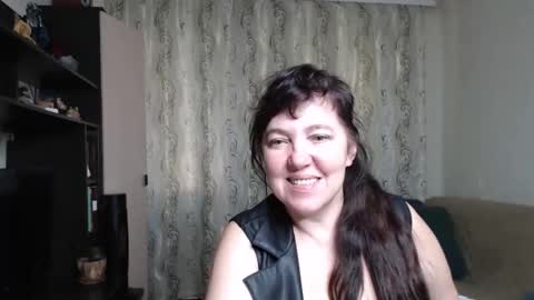 Snapshot of _illusion_ chatting on September 16, 10:06 am Illusion online show from September 16, 10:06 am