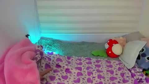 Snapshot of _ivanna11_ chatting on January 28, 8:47 pm Ivanna online show from January 28, 8:47 pm