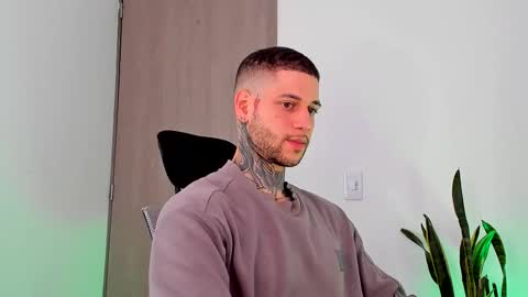 jeison online show from February 20, 1:46 pm